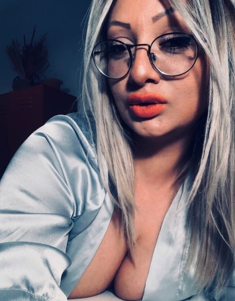 Escorte cupluri bucuresti : femei singure 50-70 de ani