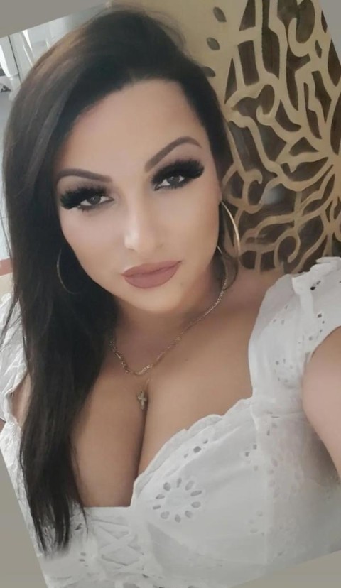 Escorte cupluri sibiu : ladyboy