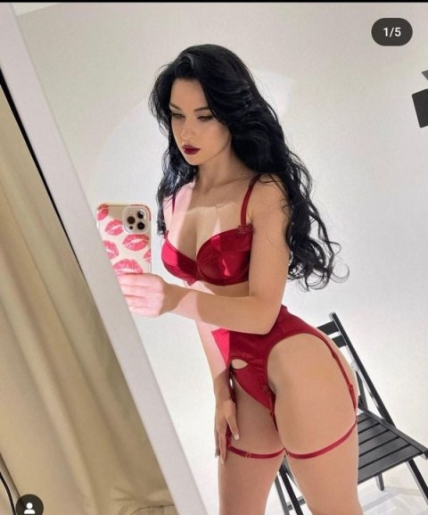 Escorte public 24 bucuresti : escorta gilf