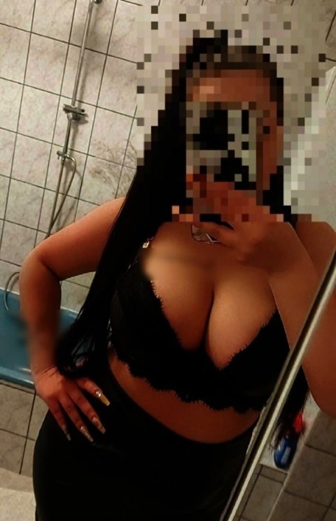 Escorte raisa : curve non stop