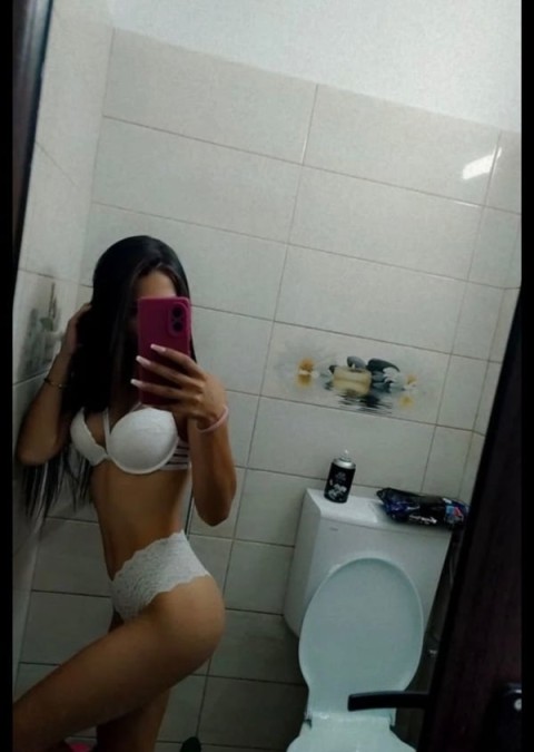 Escorte roșiori : matrimoniale 24