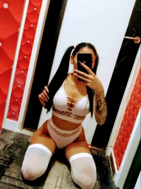 Futai cu super babe | Escorte ianca
