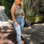 Matrimoniale Femei Văduve – Escorte Show Lesbi