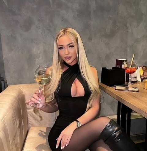 Matrimoniale Siceava – Escort Couples