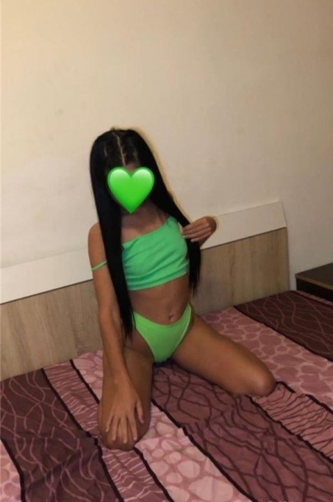 Sex cu mama prietenei ~ matrimoniale park lake