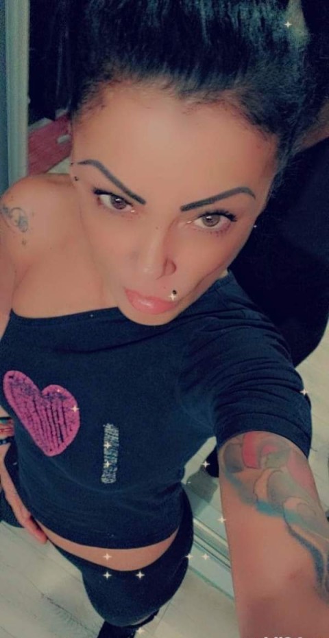 Sex cu servitoarea ~ public 24 matrimoniale bistrita