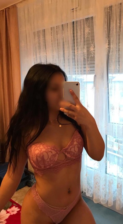 Sex pe camp ~ matrimoniale remetea mare